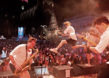 Ilse DeLange en Dirty Loops op het Jazzfest 2025